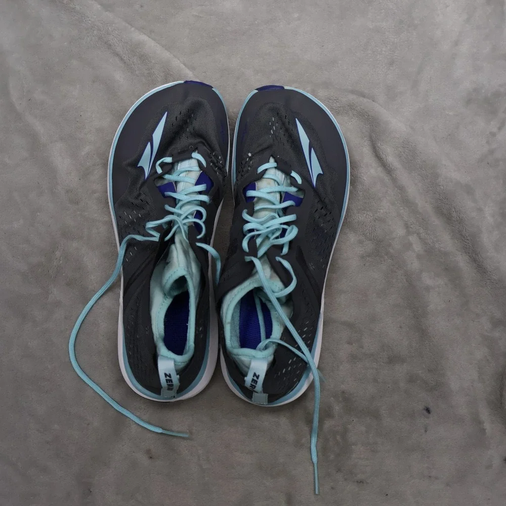 Altra Womens 9 Kayenta‎ Running Shoes Blue Lightweight Zero Drop Cushioned Jog